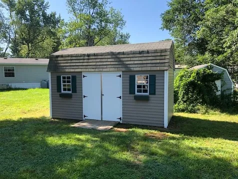 6 Lee Ann Street Nashua NH 03062
