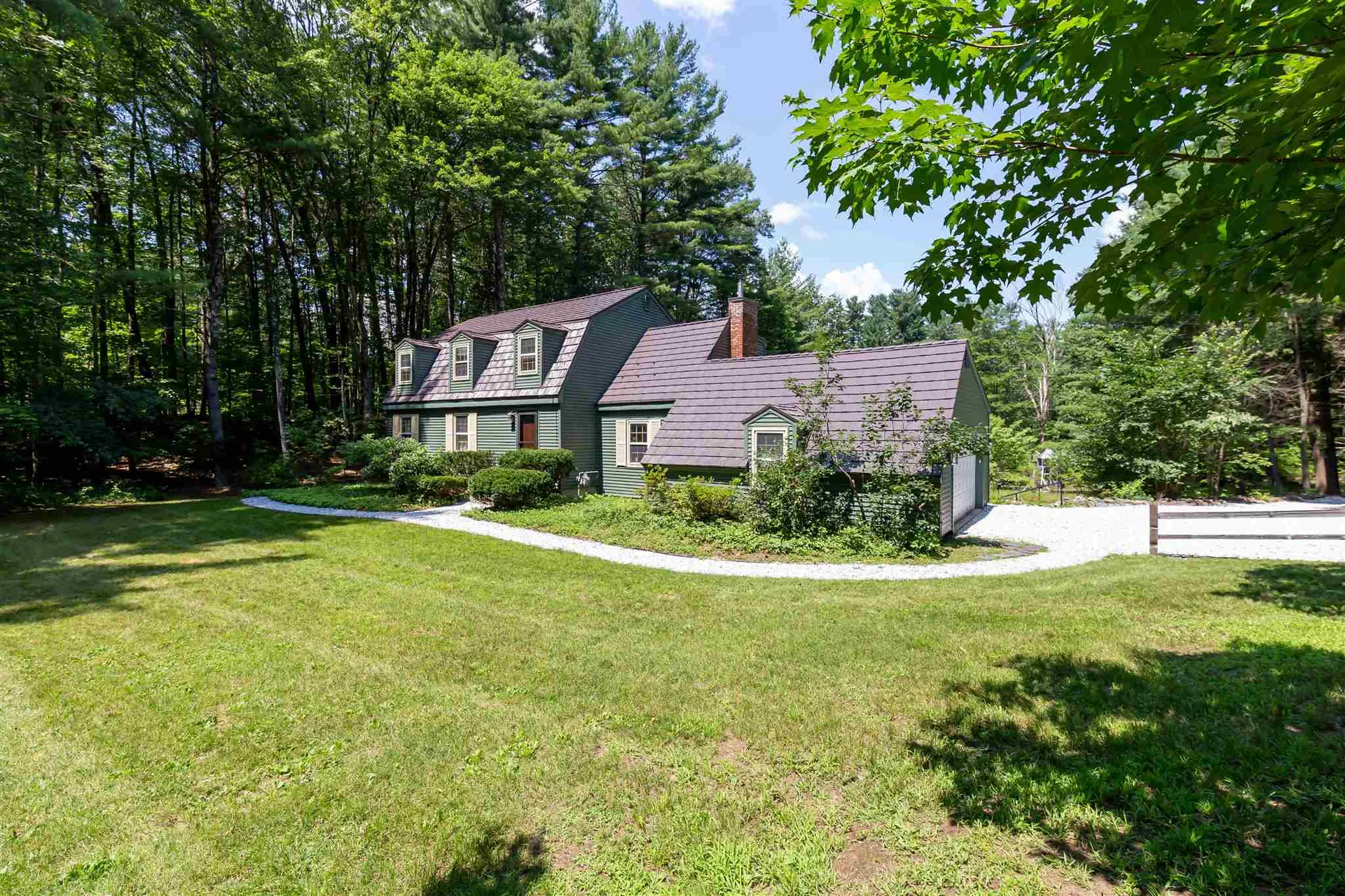 4 Old Nashua Road Amherst NH 03031