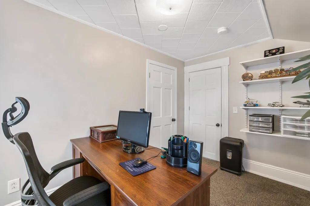 90 Cohas Avenue Manchester NH 03109