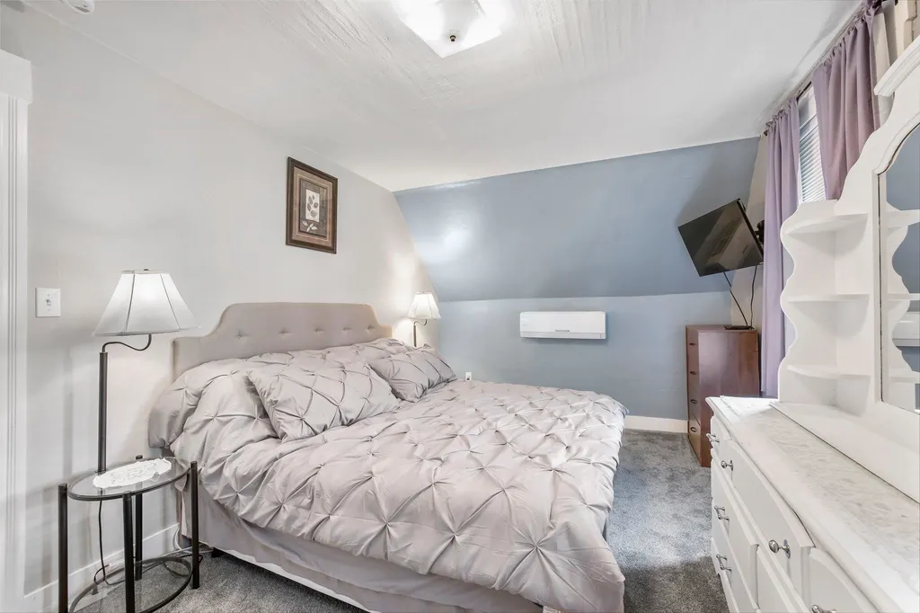 90 Cohas Avenue Manchester NH 03109