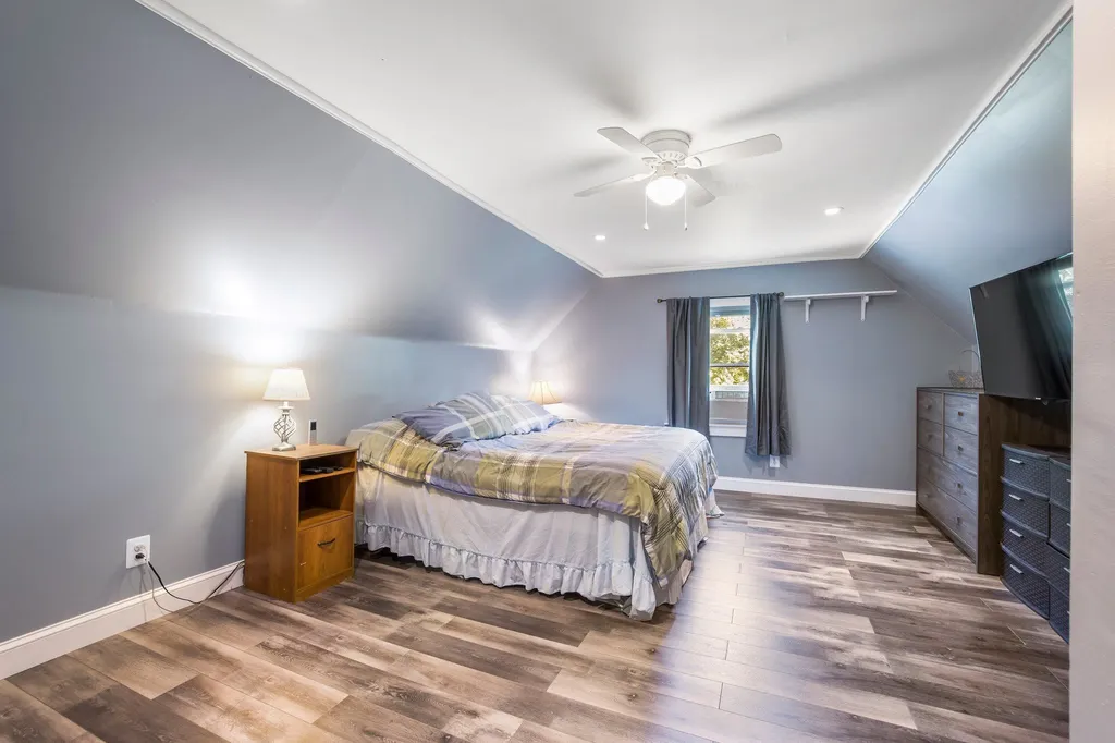 90 Cohas Avenue Manchester NH 03109