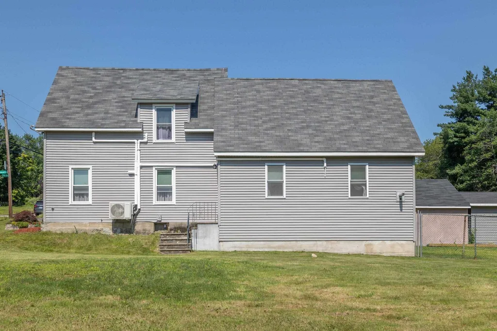 90 Cohas Avenue Manchester NH 03109