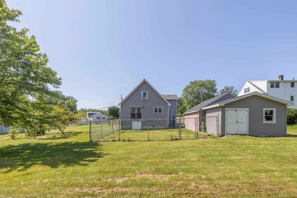 90 Cohas Avenue Manchester NH 03109