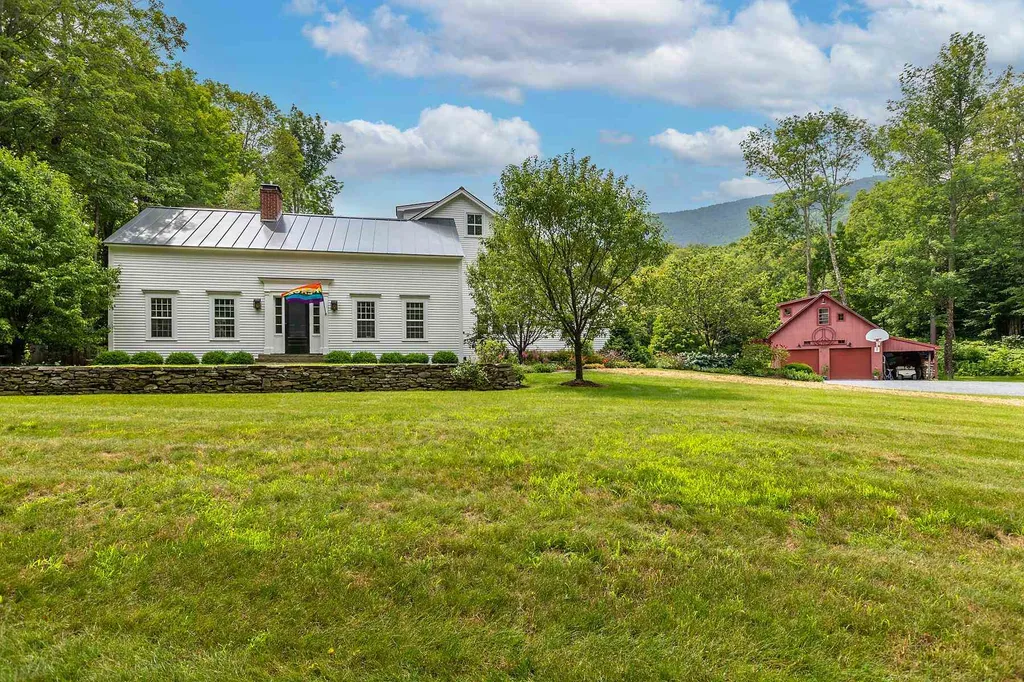 300 Fern Hill Dorset VT 05251