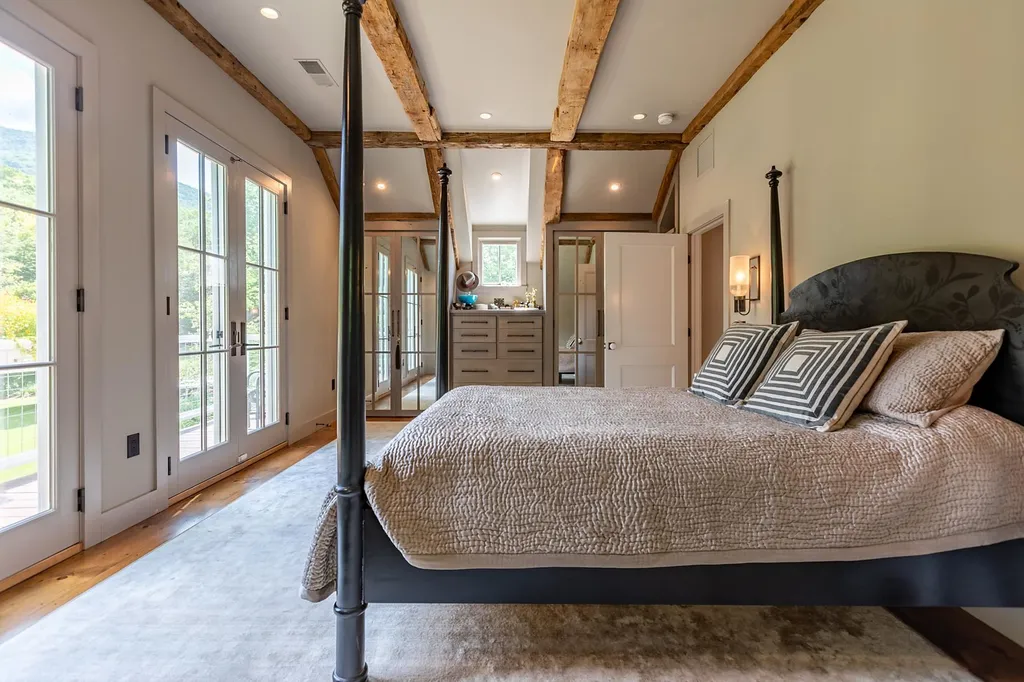 300 Fern Hill Dorset VT 05251