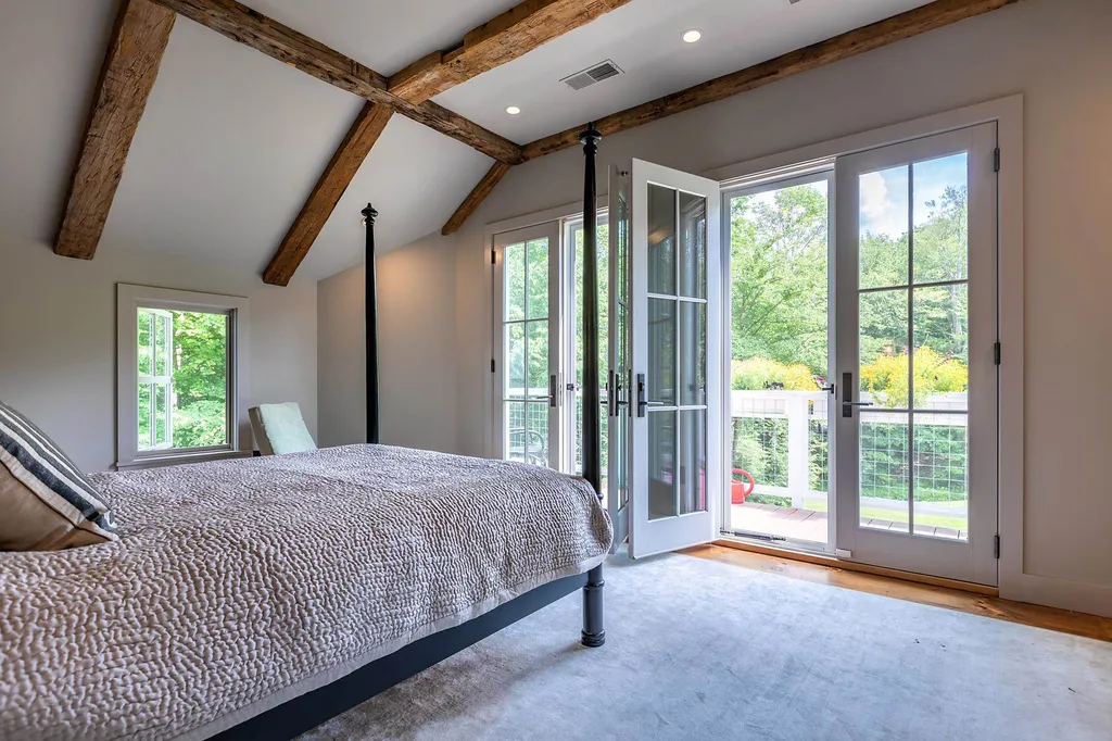 300 Fern Hill Dorset VT 05251