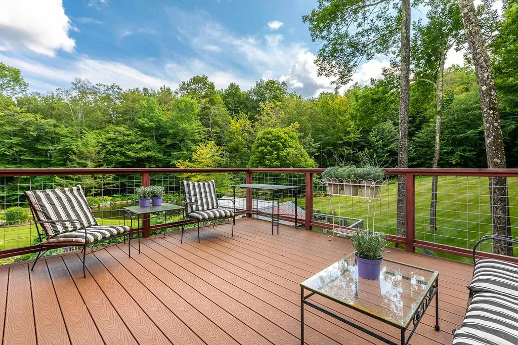 300 Fern Hill Dorset VT 05251