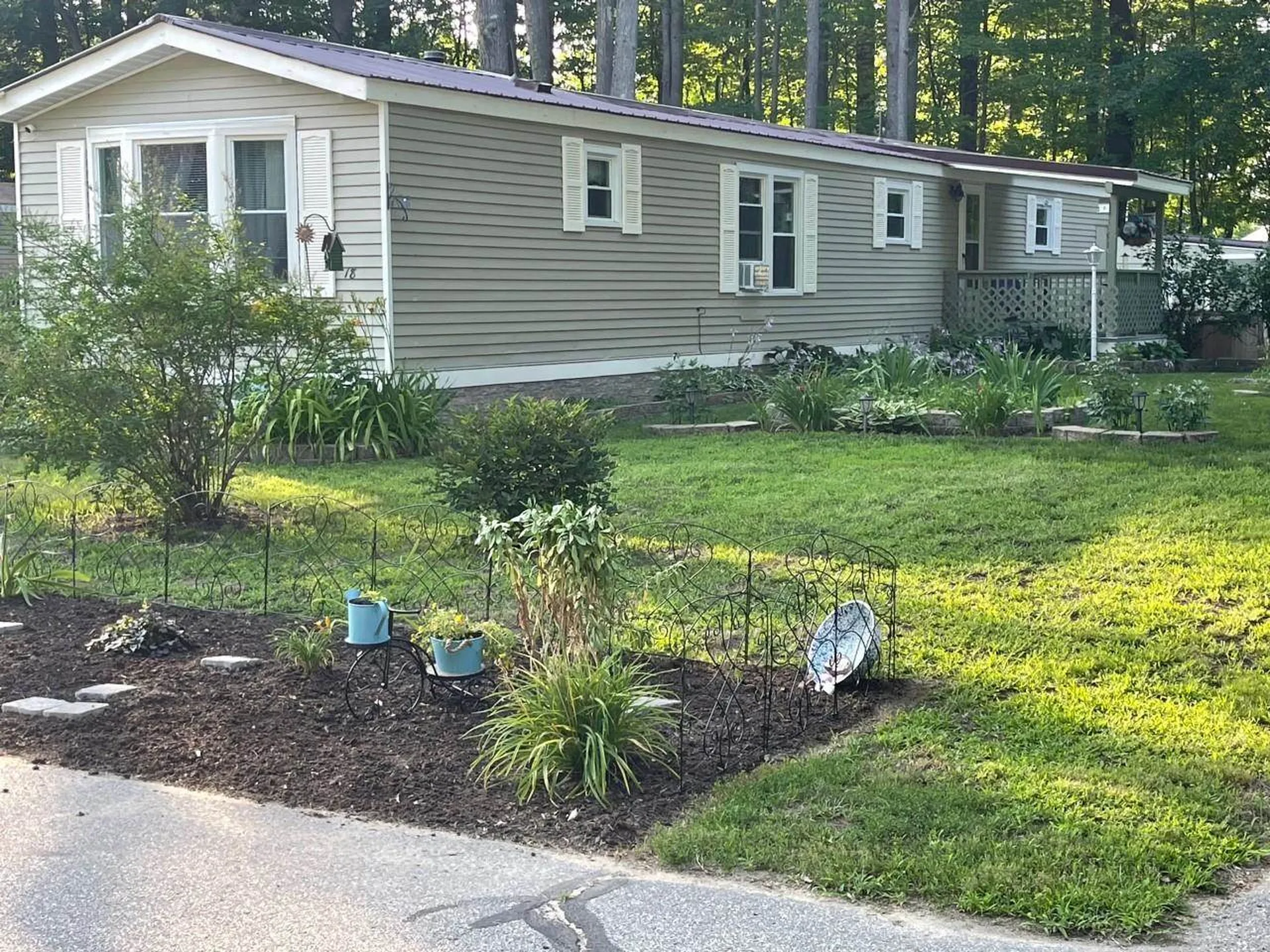18 Dawn Drive Concord NH 03303