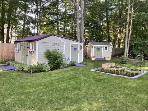 18 Dawn Drive Concord NH 03303