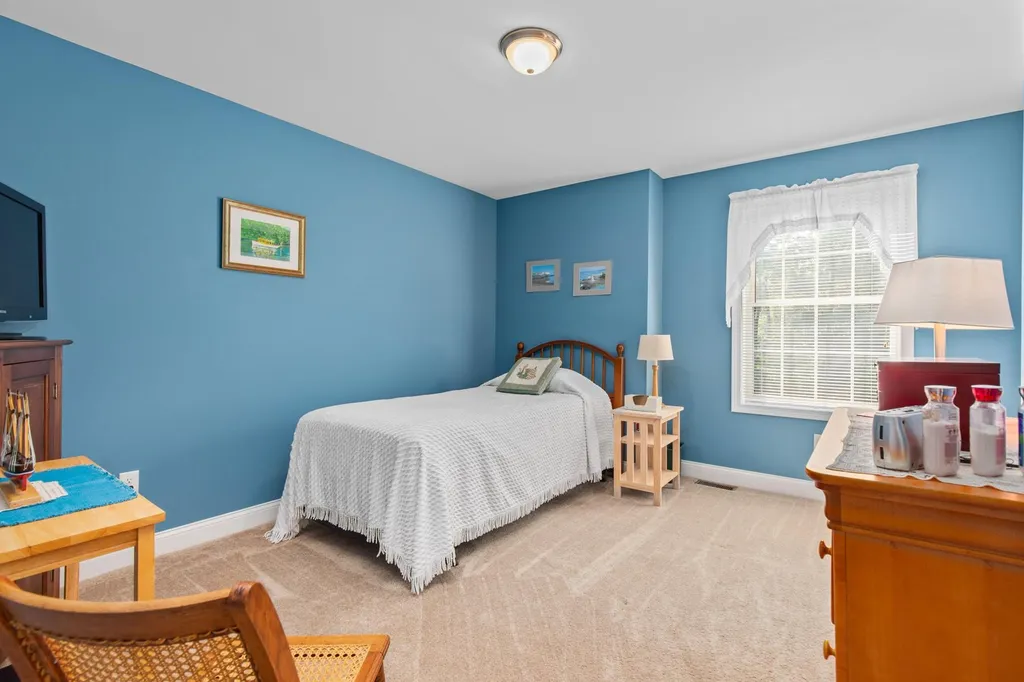 46 Constitution Way Rochester NH 03867