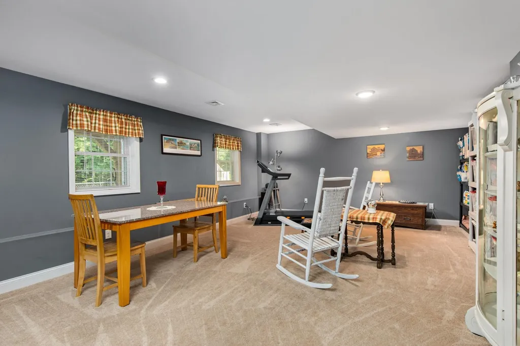 46 Constitution Way Rochester NH 03867