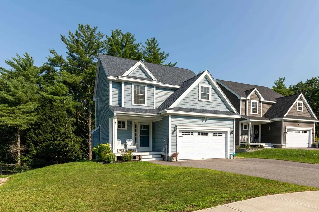 46 Constitution Way Rochester NH 03867