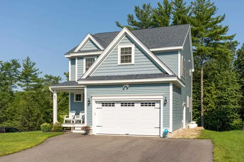 46 Constitution Way Rochester NH 03867
