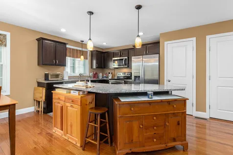 46 Constitution Way Rochester NH 03867