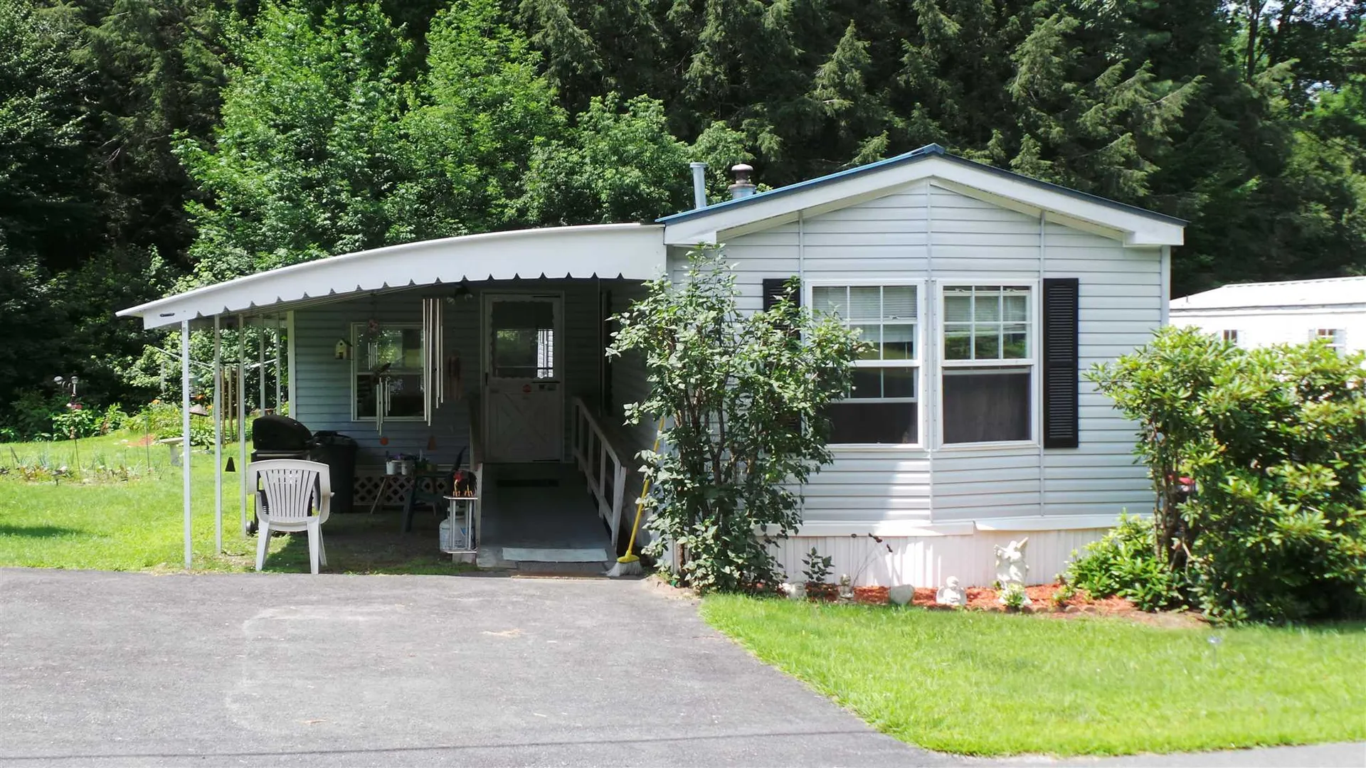 202 Merrimac Circle Hartford VT 05001