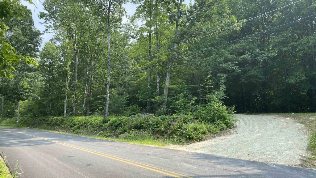65 Corbett Road Barrington NH 03825