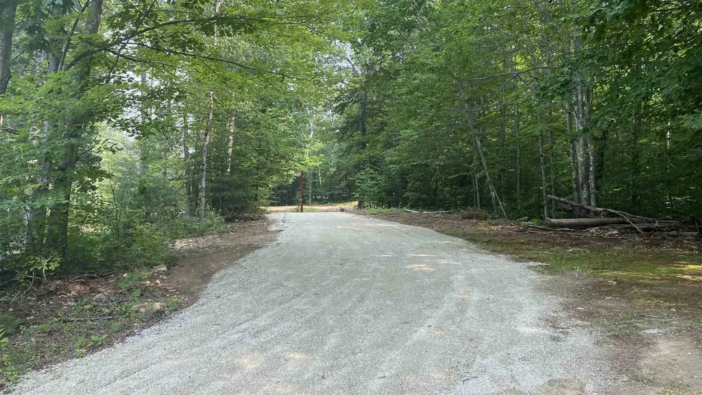 65 Corbett Road Barrington NH 03825