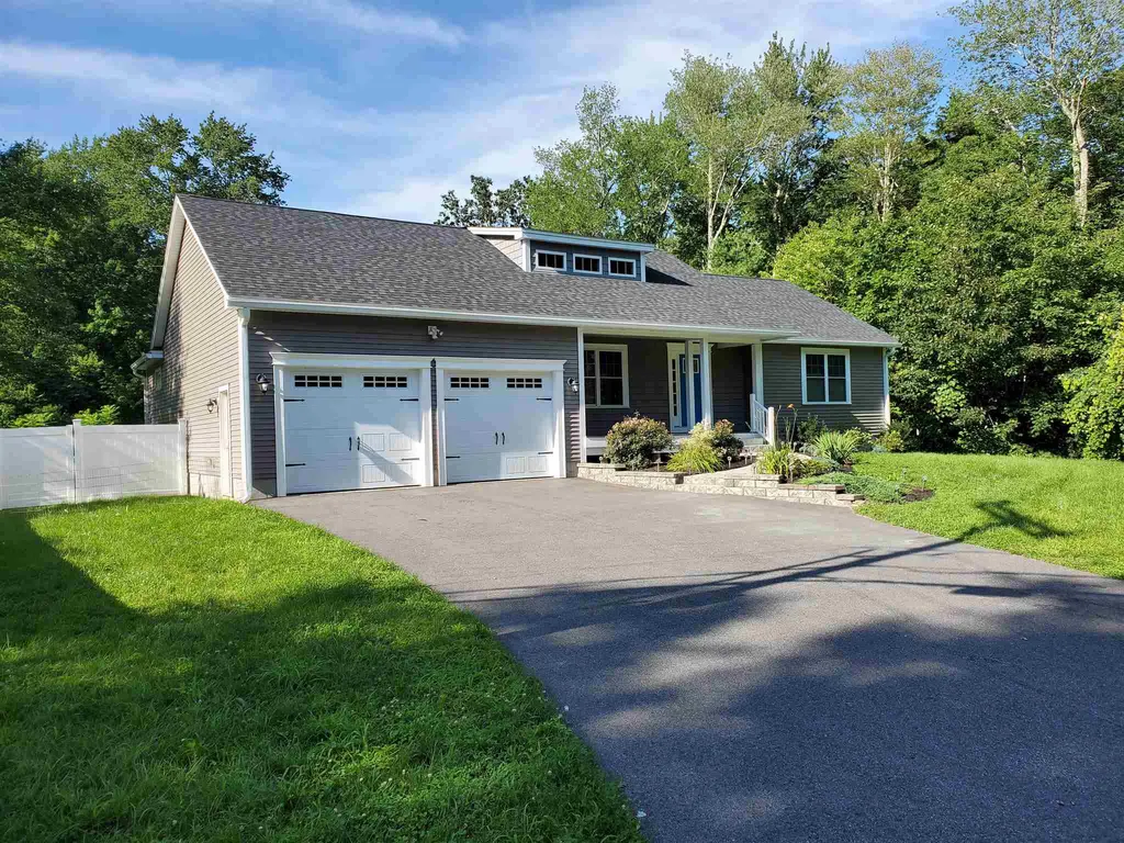 20 New Boston Road Kingston NH 03848