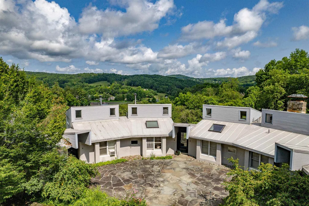 148B East Hill Road Woodstock VT 05071