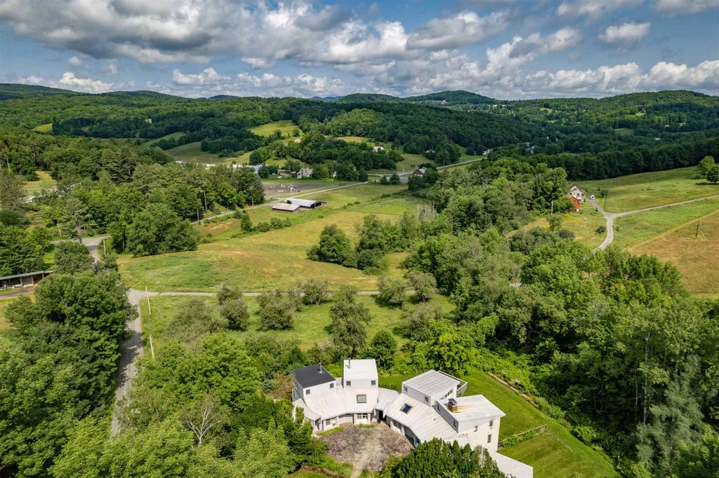148B East Hill Road Woodstock VT 05071