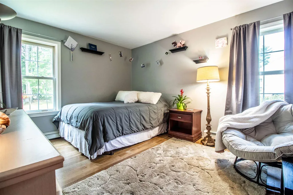 61 Stillwater Circle Rochester NH 03839