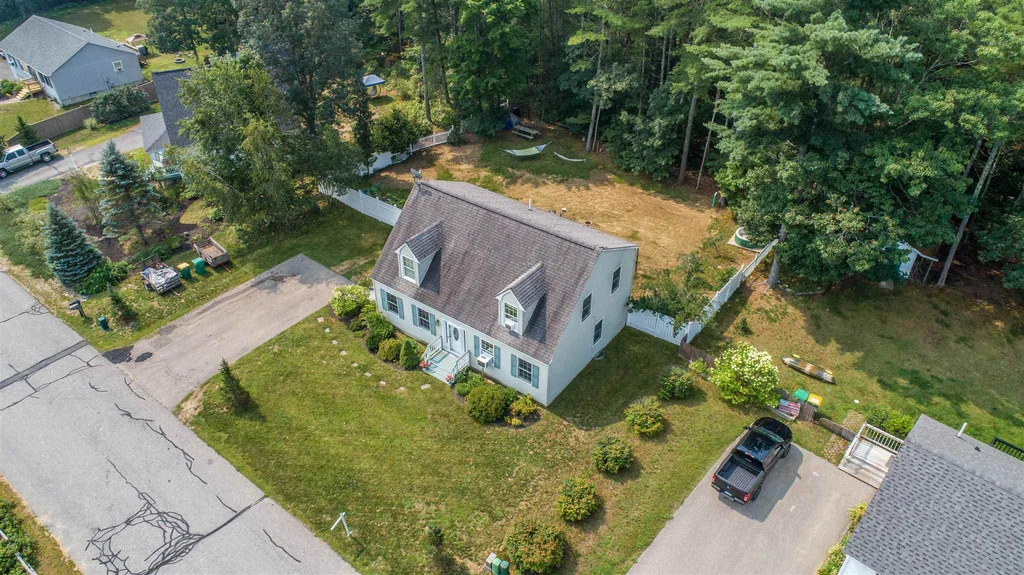 61 Stillwater Circle Rochester NH 03839