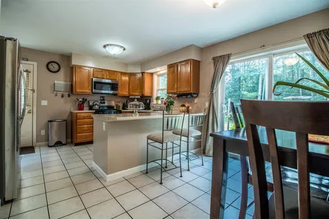 61 Stillwater Circle Rochester NH 03839
