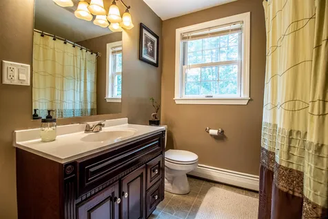 61 Stillwater Circle Rochester NH 03839