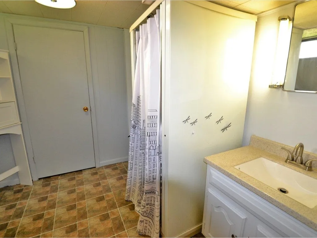 79 Birchcliff Parkway Burlington VT 05401