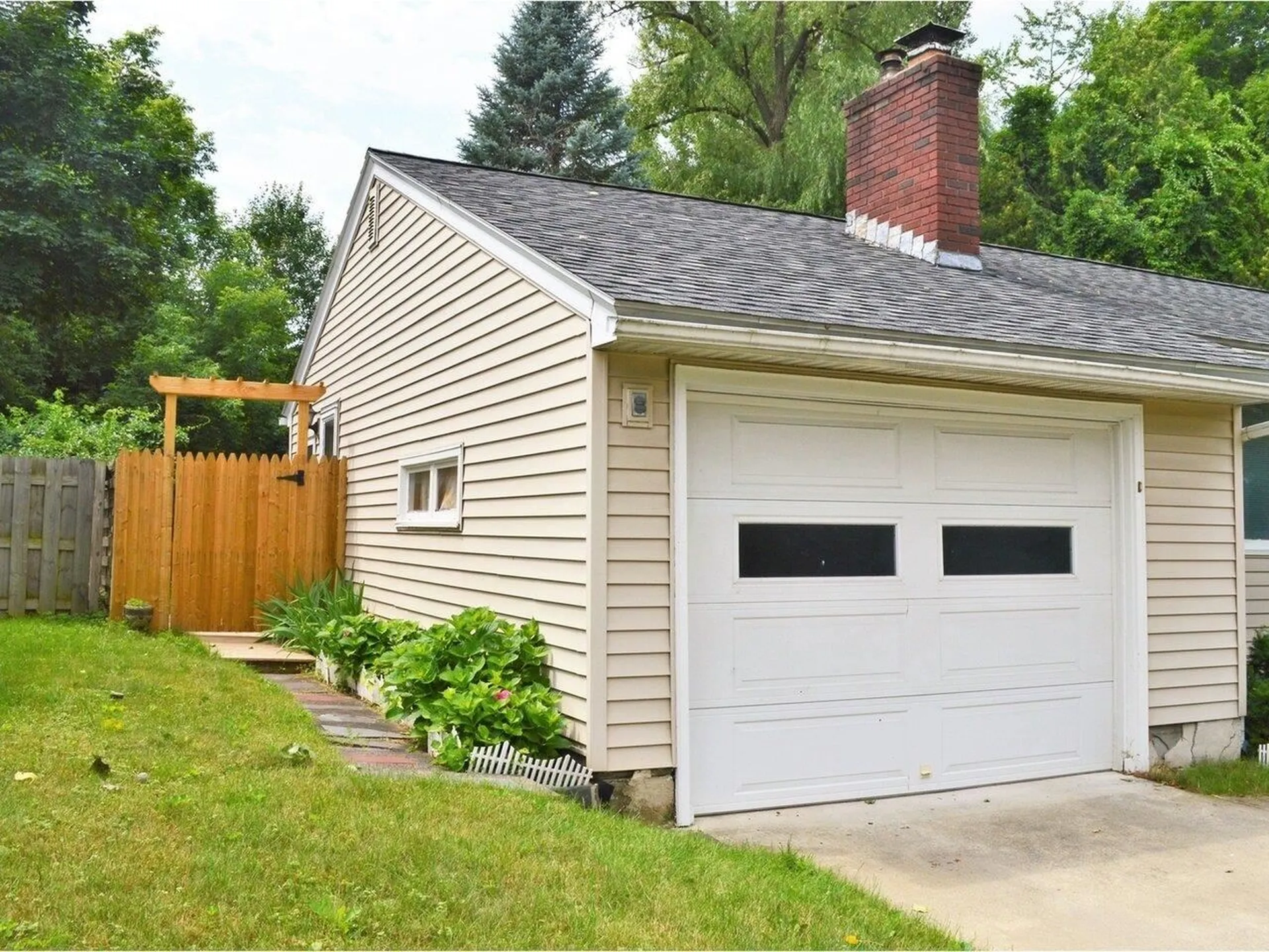 79 Birchcliff Parkway Burlington VT 05401