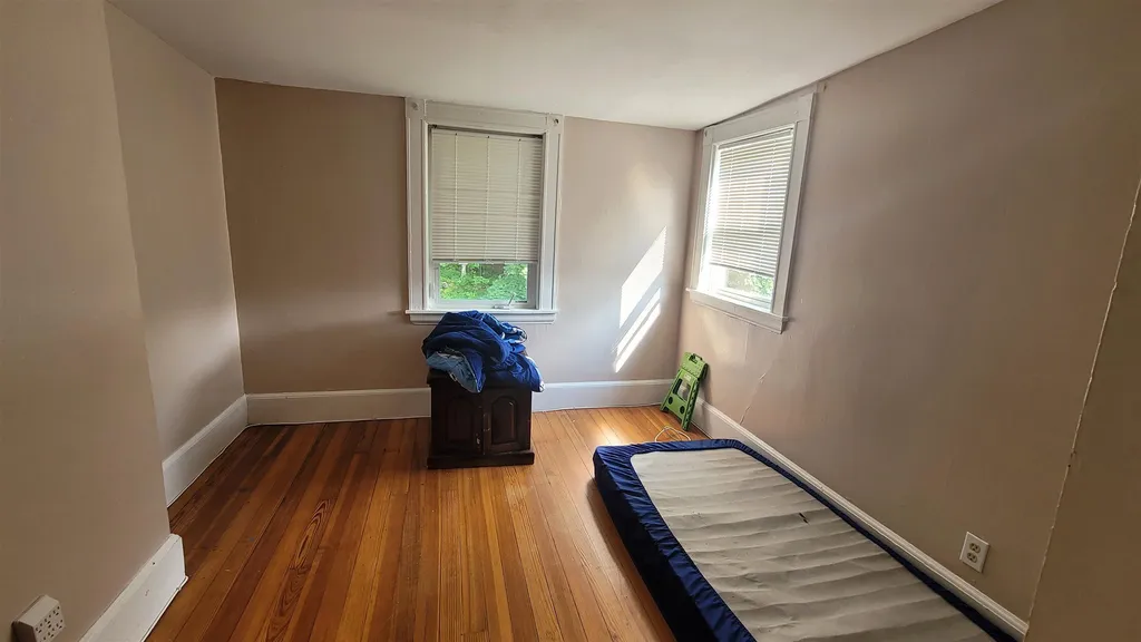 21 Beech Street Newmarket NH 03857
