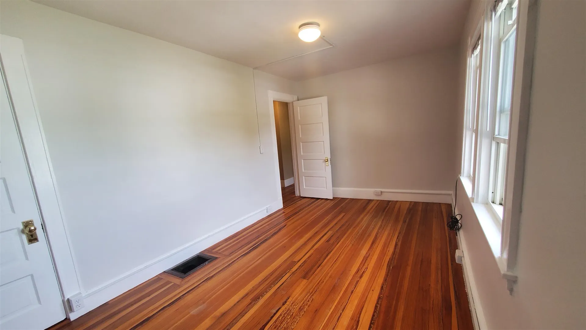 21 Beech Street Newmarket NH 03857