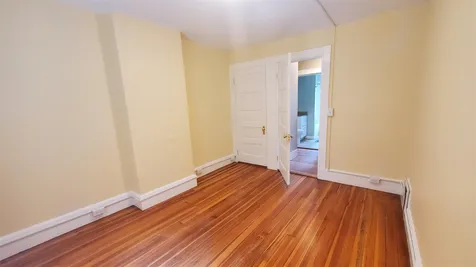 21 Beech Street Newmarket NH 03857