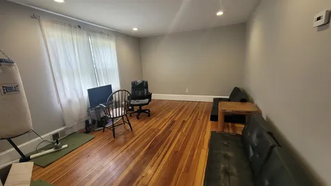 21 Beech Street Newmarket NH 03857
