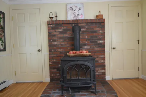 10 Hemlock Street Rochester NH 03867