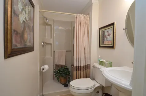 10 Hemlock Street Rochester NH 03867