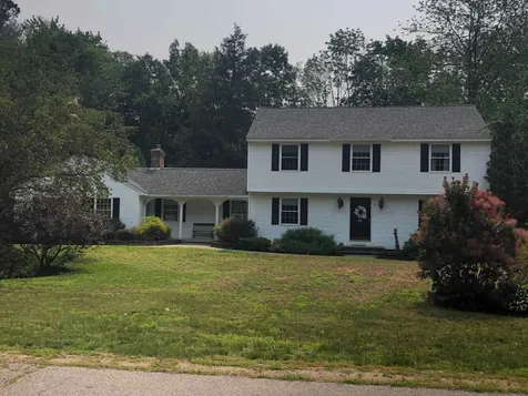 10 Hemlock Street Rochester NH 03867