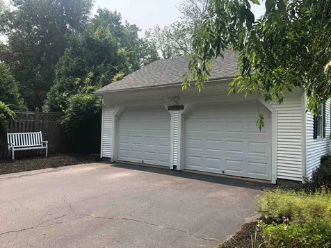10 Hemlock Street Rochester NH 03867