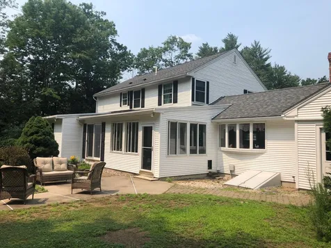 10 Hemlock Street Rochester NH 03867