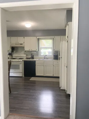 4 Grimes Hill Road Newfane VT 05345