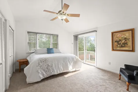 31 Honor Roll Road Pelham NH 03076