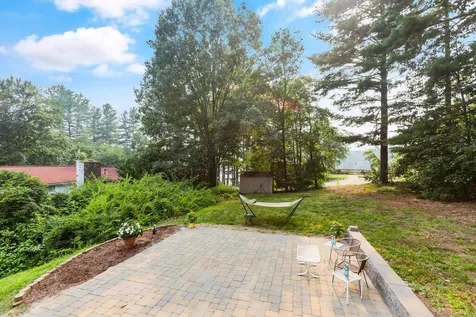 31 Honor Roll Road Pelham NH 03076