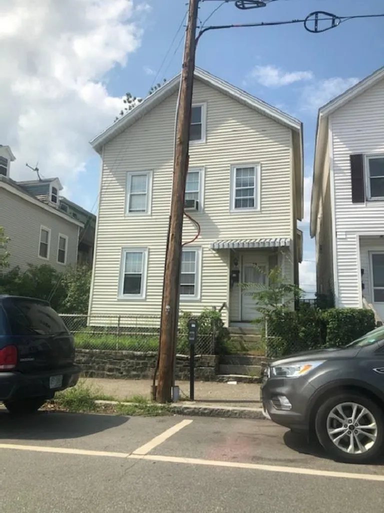 48 Orange Street Manchester NH 03104