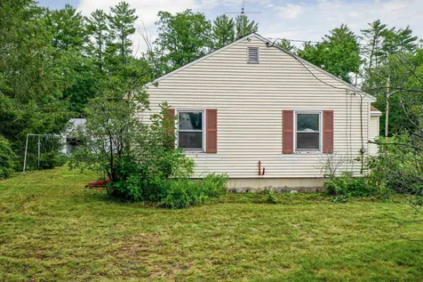 20 Goodrich Road Wolfeboro NH 03894