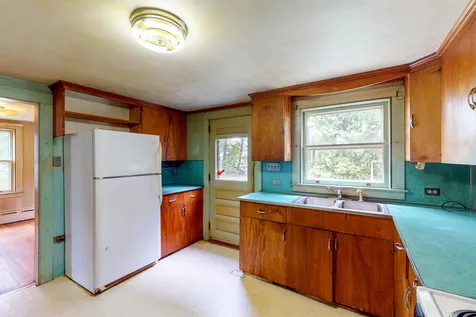 20 Goodrich Road Wolfeboro NH 03894