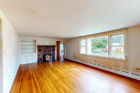 20 Goodrich Road Wolfeboro NH 03894