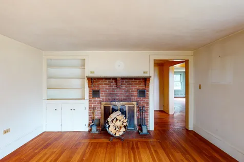 20 Goodrich Road Wolfeboro NH 03894