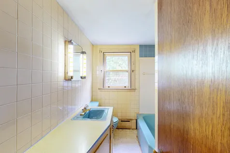 20 Goodrich Road Wolfeboro NH 03894