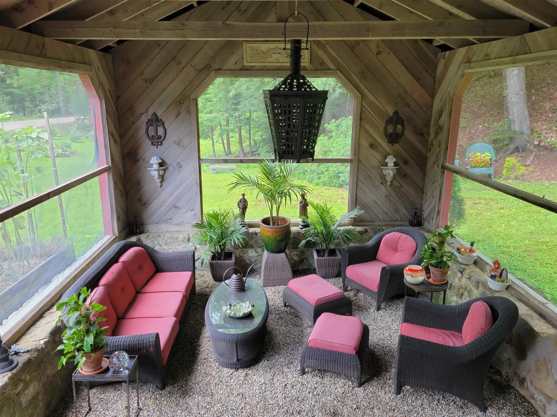 197 Perch Pond Road Holderness NH 03245