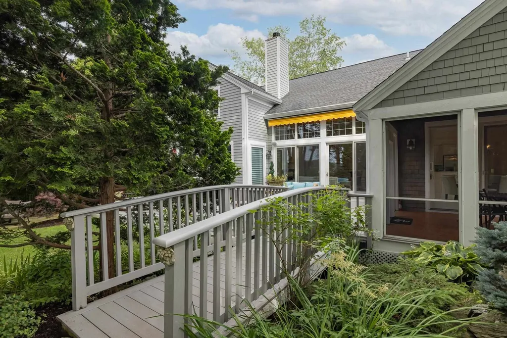 61 Marina Heights Road New Castle NH 03854